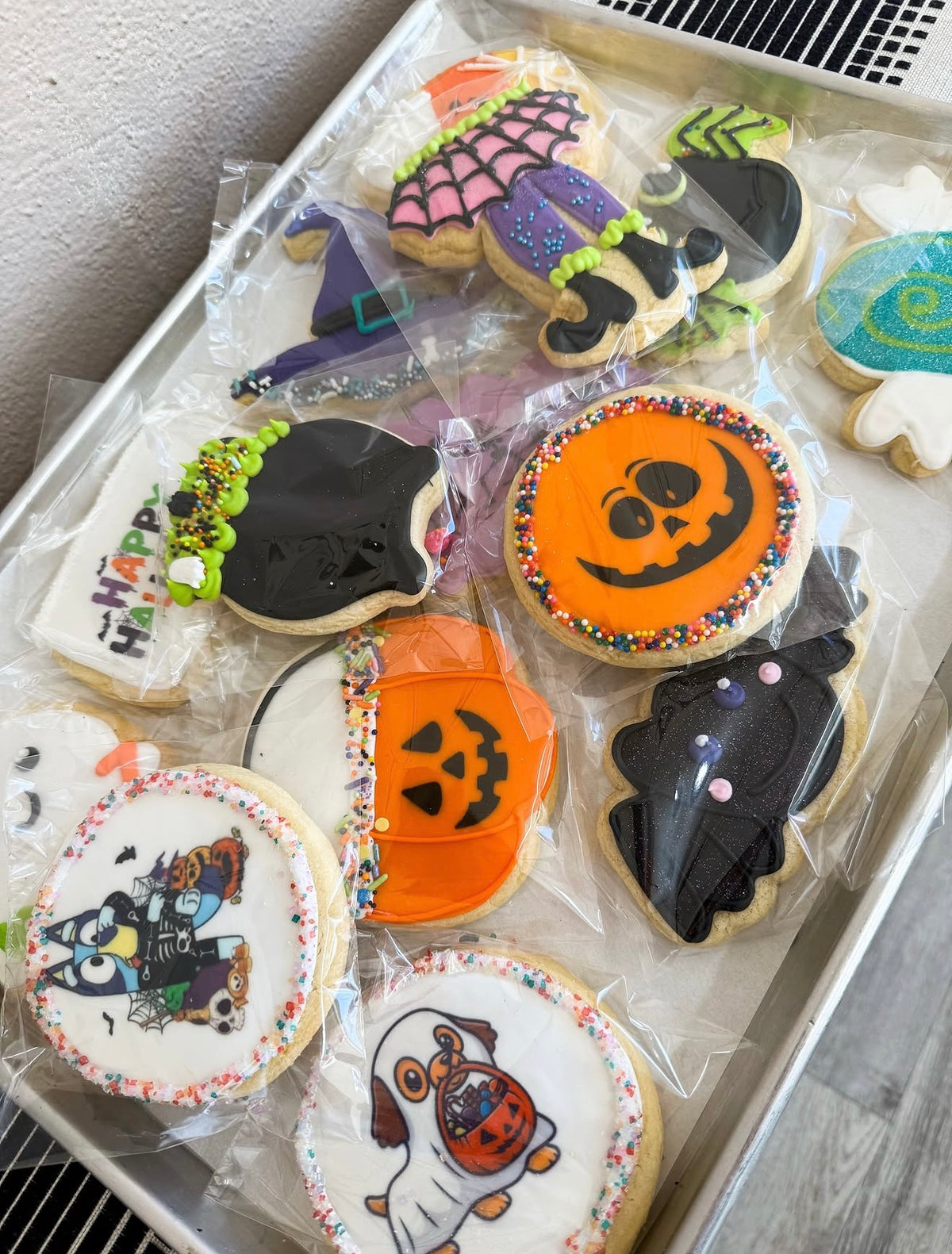 1 dz Halloween Decorated Cookies